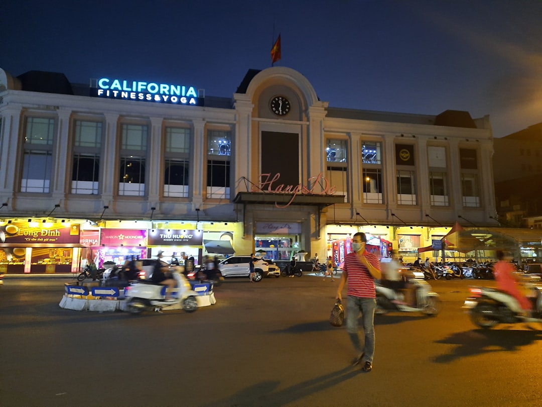 Karama Shopping Center Bargain – Complete Guide 2025