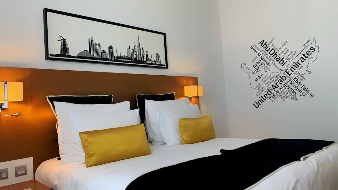 Dubai Accommodation Cost Guide: From Hostels to 7-Star Hotels