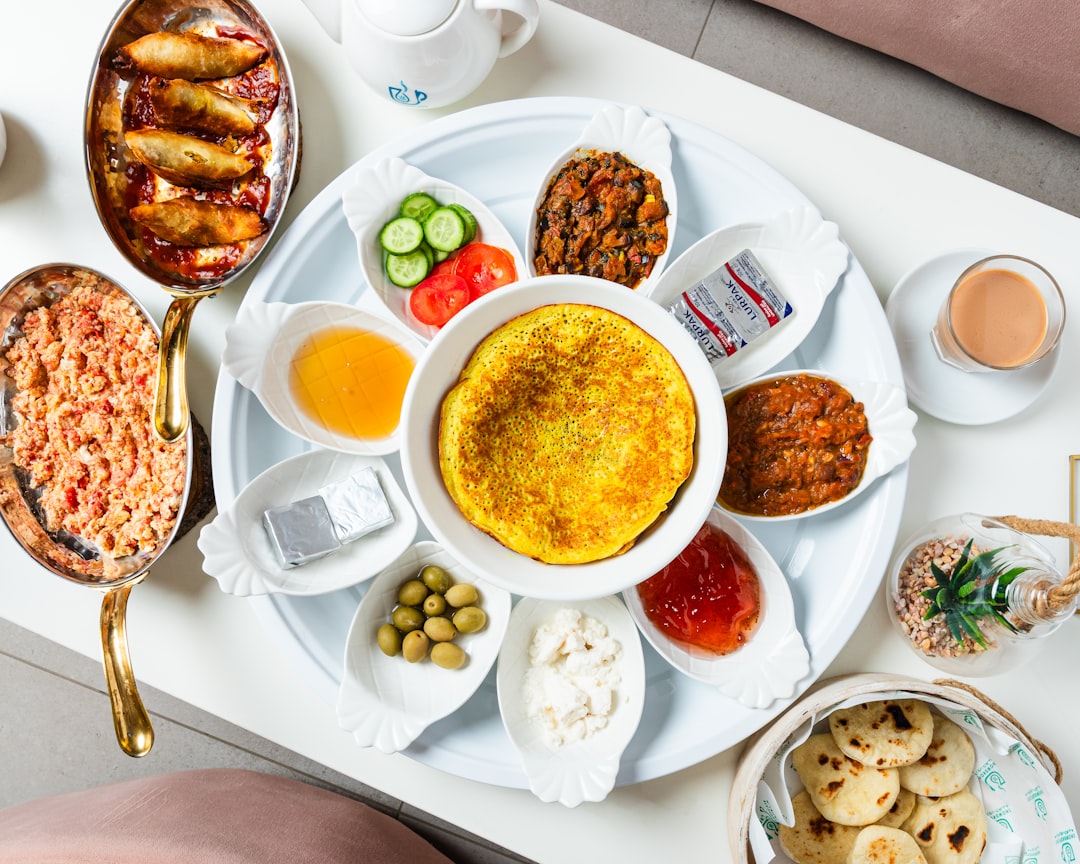 Dubai Food Guide: What to Eat and Where to Find It