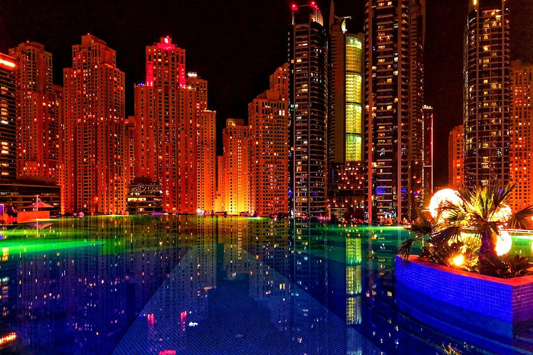 Dubai Nightlife Guide: Clubs, Bars & Evening Entertainment