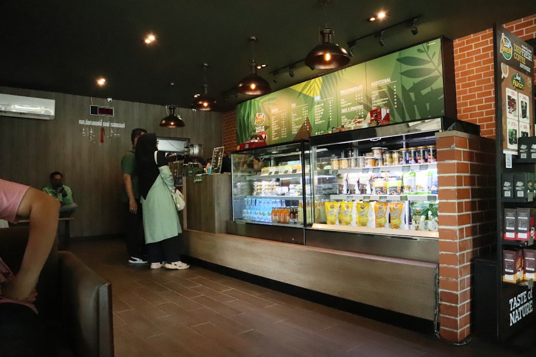 Comptoir 102 Healthy Cafe – Experience Guide