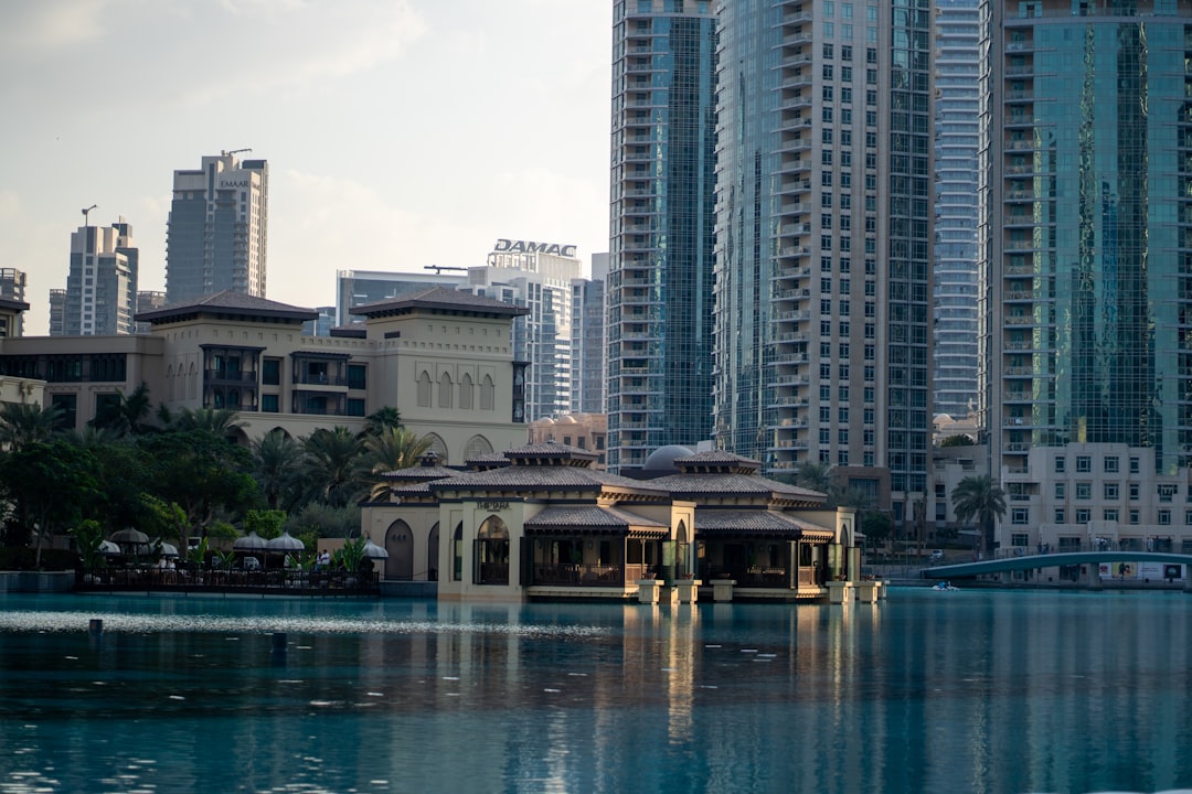 Floating Hotels Dubai Creek – Experience Guide