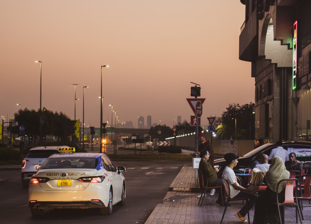 Dubai Ladies Taxi – Experience Guide