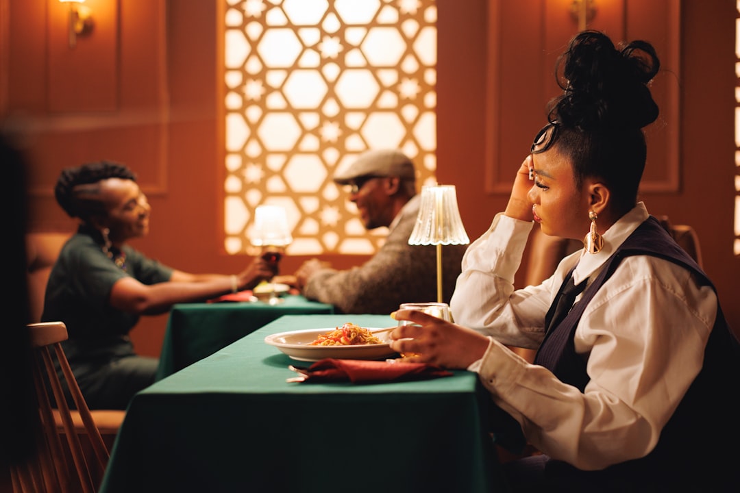 Dubai Tipping Etiquette Guide