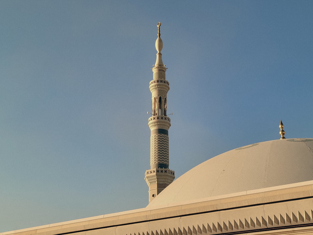 Dubai Mosque Visiting Non-Muslims – Experience Guide