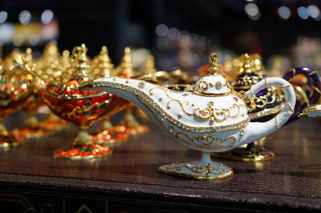 Dubai Souvenirs Gift Shopping – Experience Guide