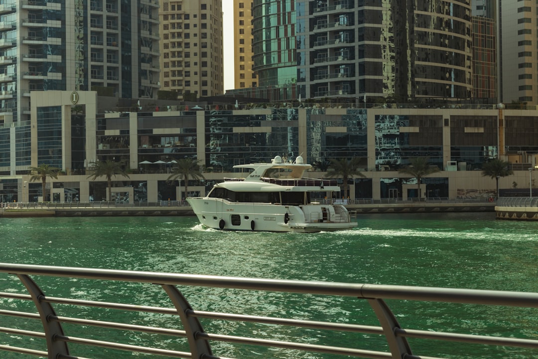 Dubai Yacht Party Boats – Experience Guide