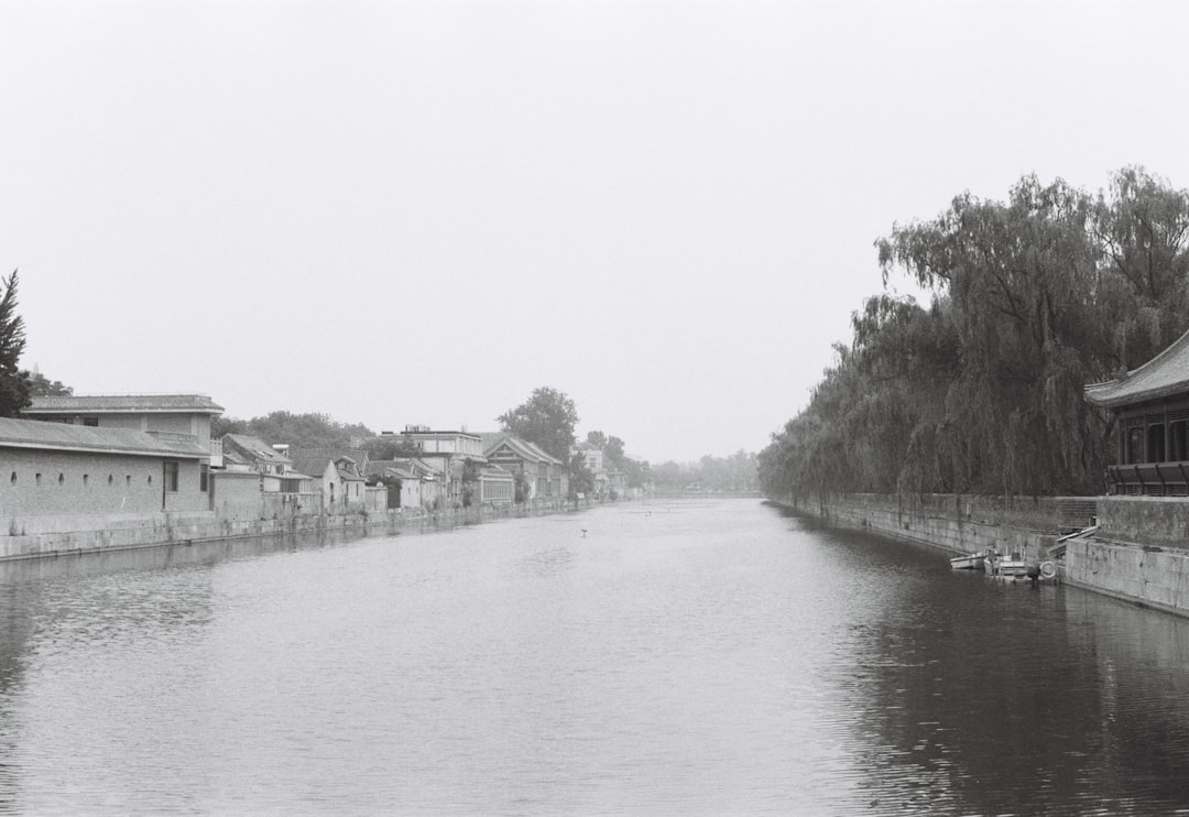 Sharjah Al Qasba Canal – Experience Guide