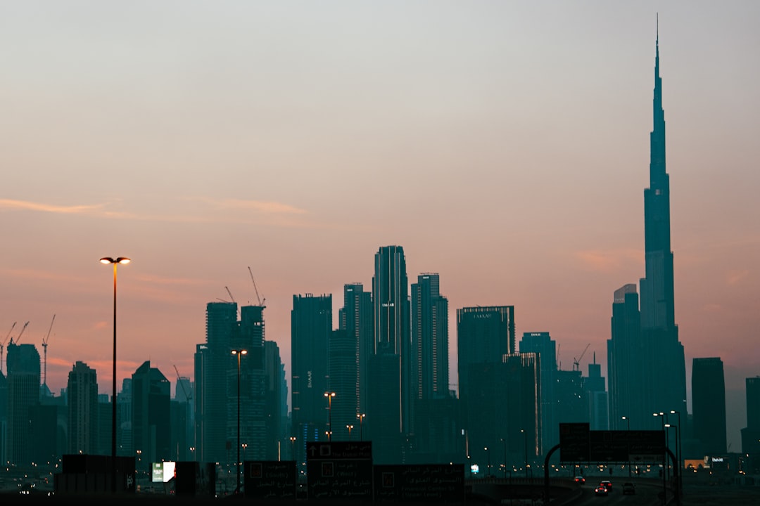 Dubai Real Estate Tourism – Experience Guide